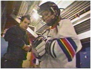 avril8.jpg (20223 bytes)