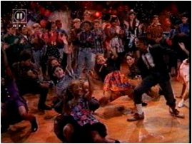 urkel3.jpg (18570 bytes)