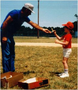 bball14.jpg (23969 bytes)