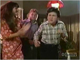 15.jpg (16690 bytes)