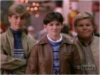 24.jpg (17426 bytes)