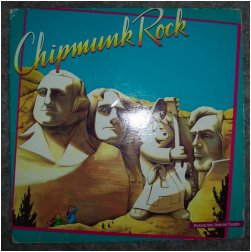 chipmunks.jpg (19047 bytes)