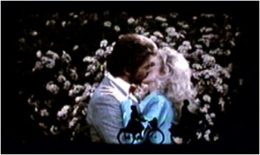 kiss18.jpg (18992 bytes)