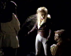 lab22.jpg (20770 bytes)