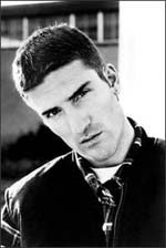 snow2.JPG (7148 bytes)