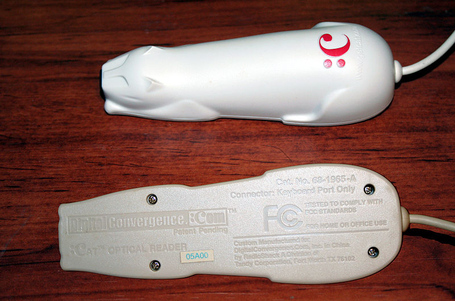 800px-cuecat2_medium