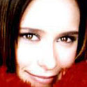 jenniferlovehewitt2thumb.jpg (22952 bytes)